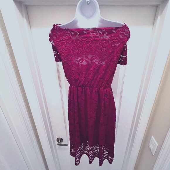 Lace Red/Maroon Off Shoulder Mini Dress-Size Large-Lined-Lightweight-Casual-NWOT - Picture 14 of 16